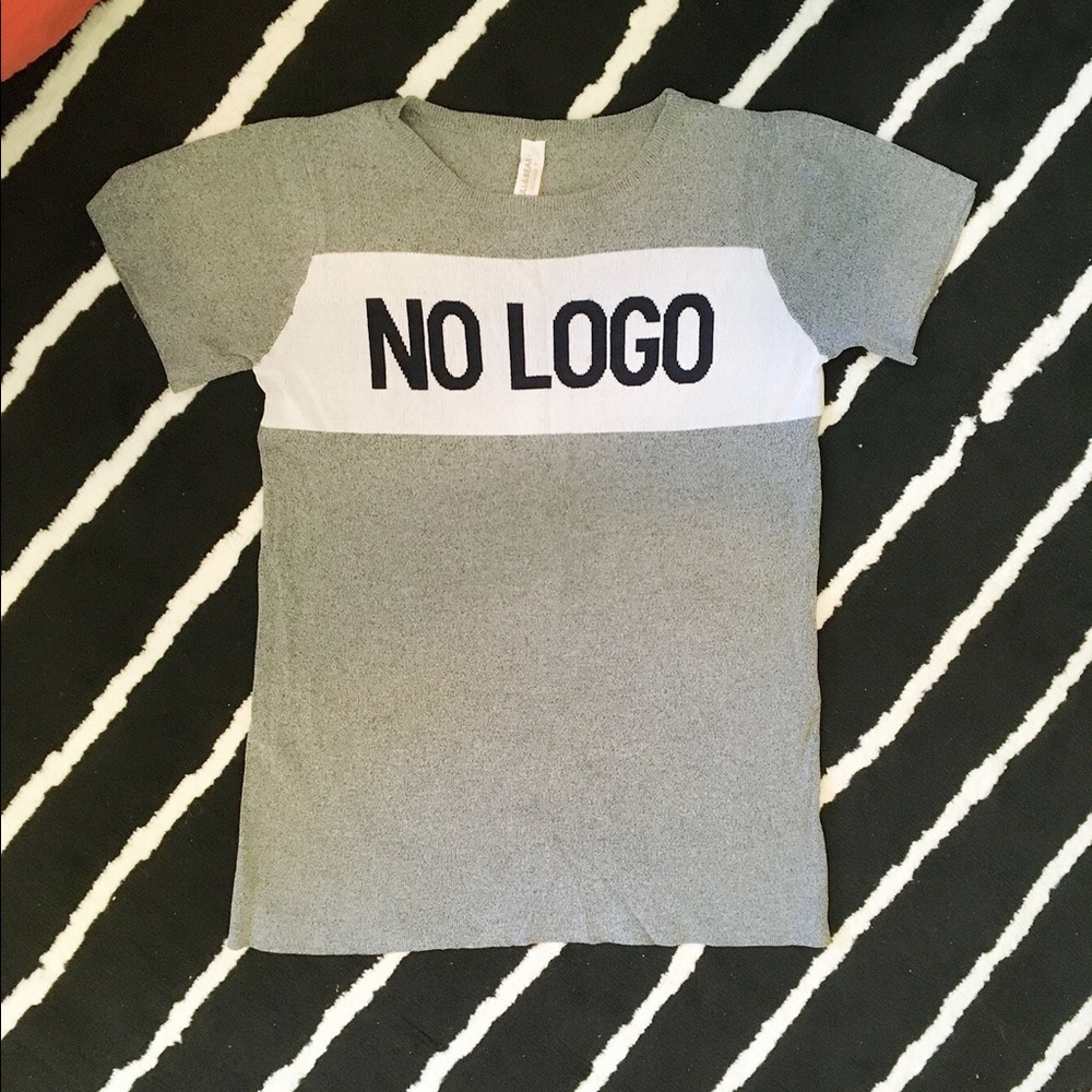 Mid length t shirt