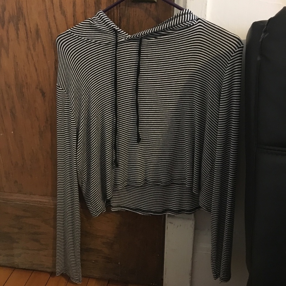 Stripped crop sweater