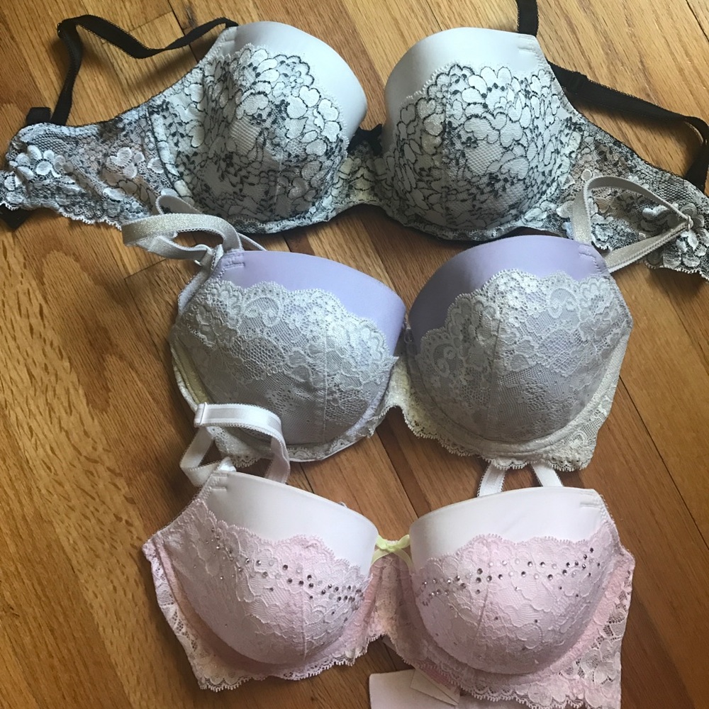 Sold - Victoria secret bras