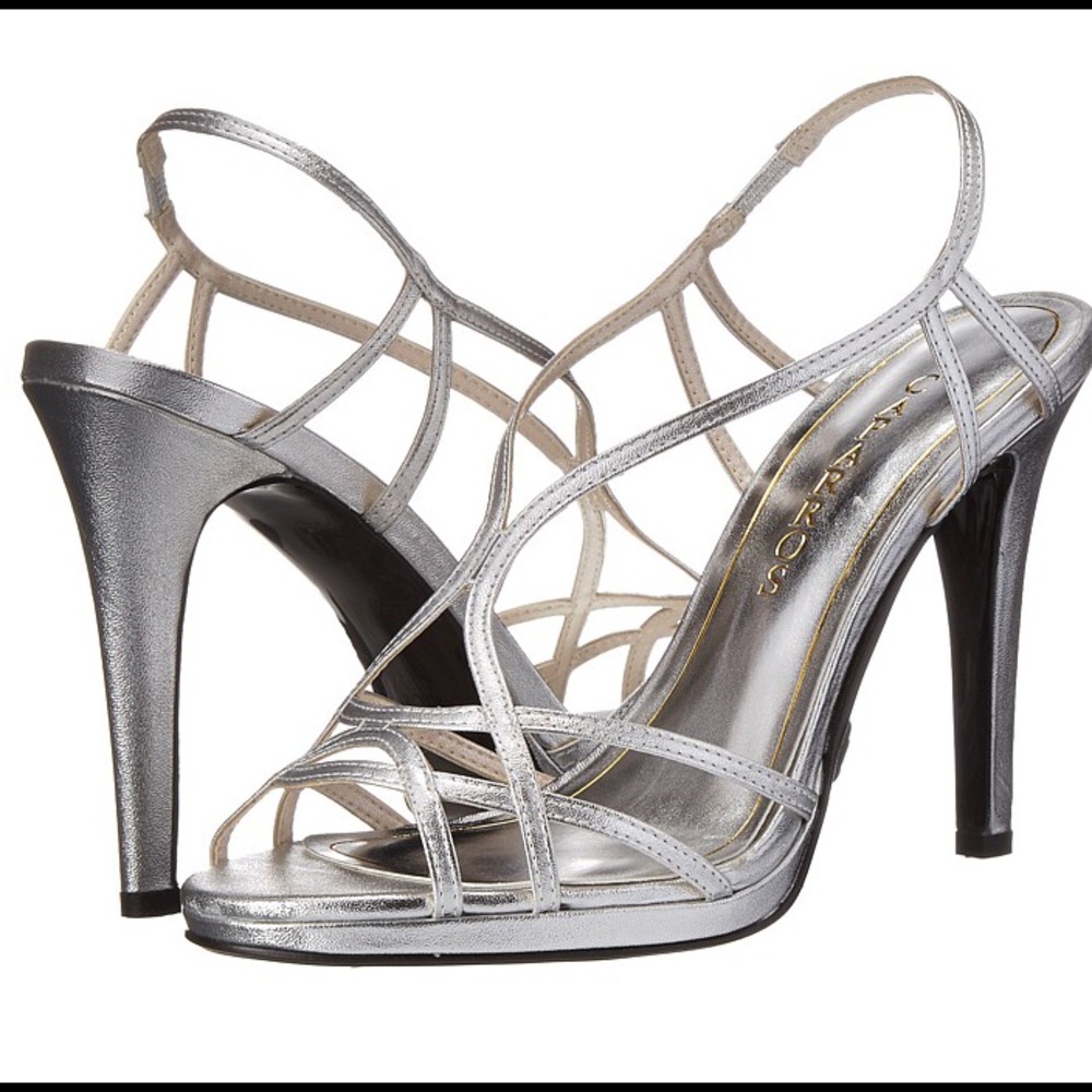 Caparros Sunday Size 9 Silver Metallic Heels