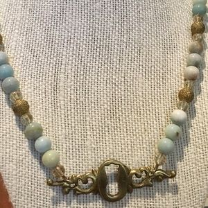 Boutique necklace with lock detail