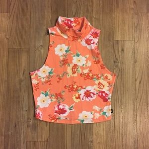 Kendall & Kylie tank top