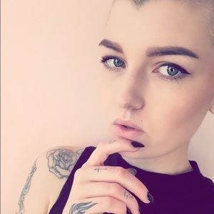 Meet your Posher, Kendall