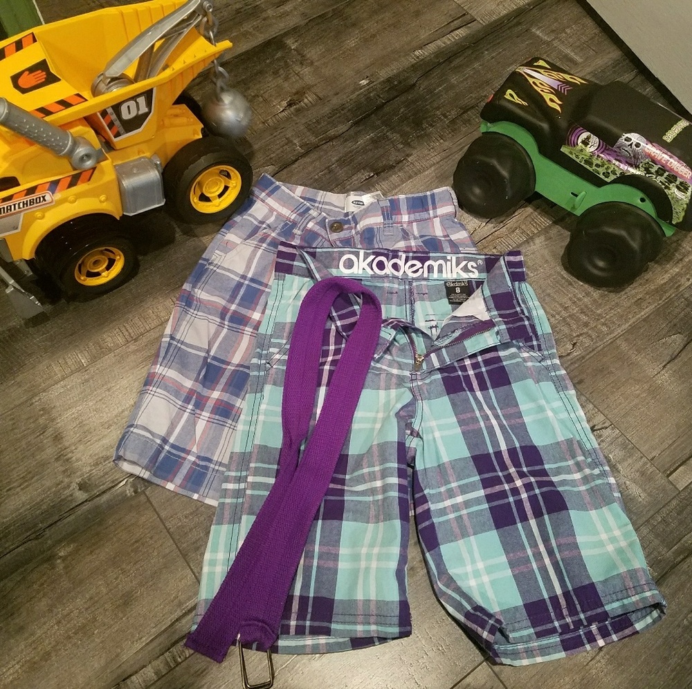 2 pair of shorts