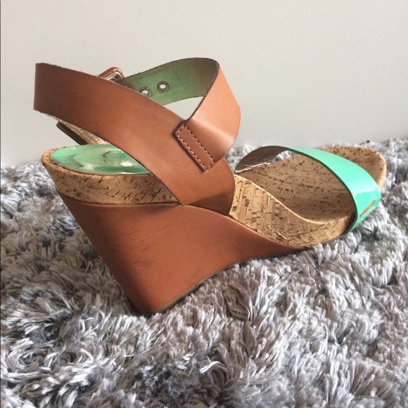 BCBG generation leather and cork espadrilles sz 8 - Picture 3 of 7