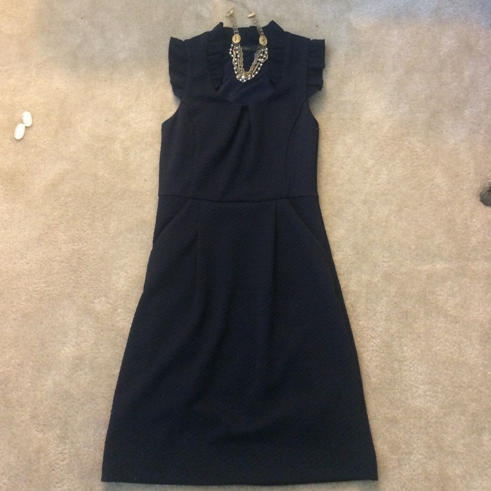 Classy, navy dress! *NEVER BEEN WORN