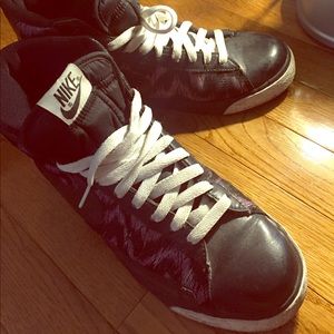 Nike high top sneakers