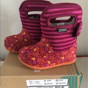 LIKE NEW Bogs Baby Bogs Waterproof Toddler Boot