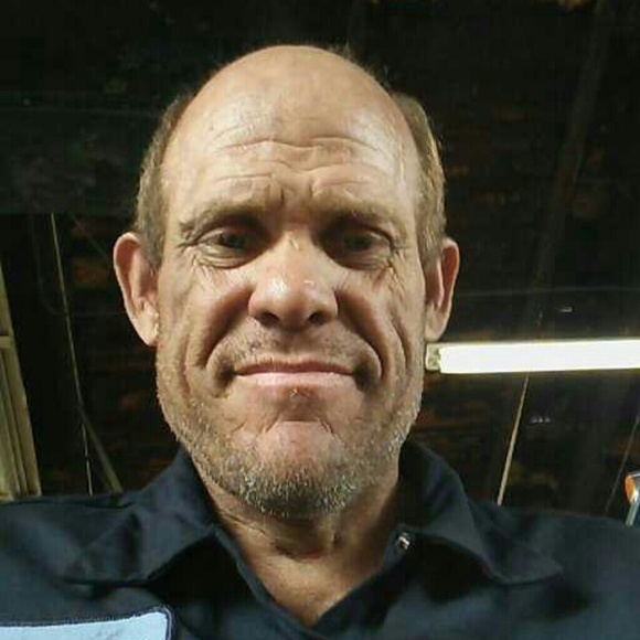 Meet your Posher, Andrew - Picture 1 of 1