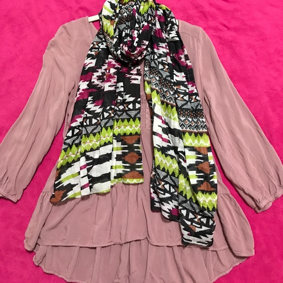 Aztec Print Scarf - Picture 1 of 8