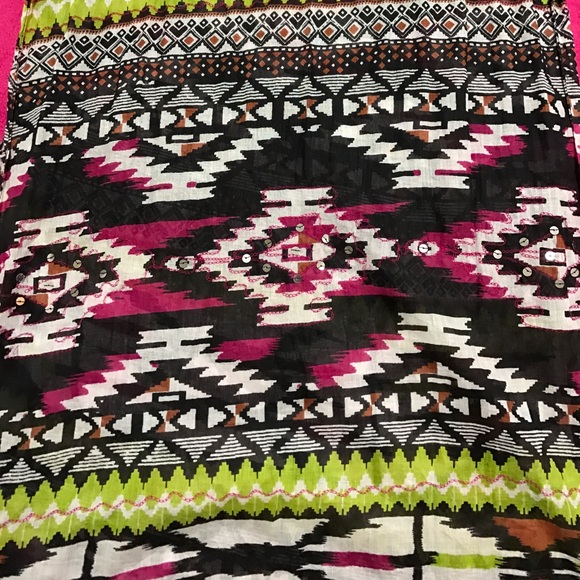 Aztec Print Scarf - Picture 8 of 8