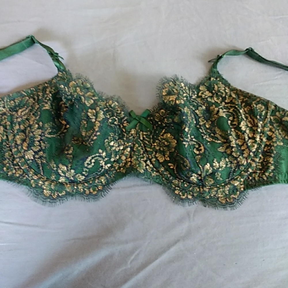 Victoria's Secret Dream Angels push up w/o padding