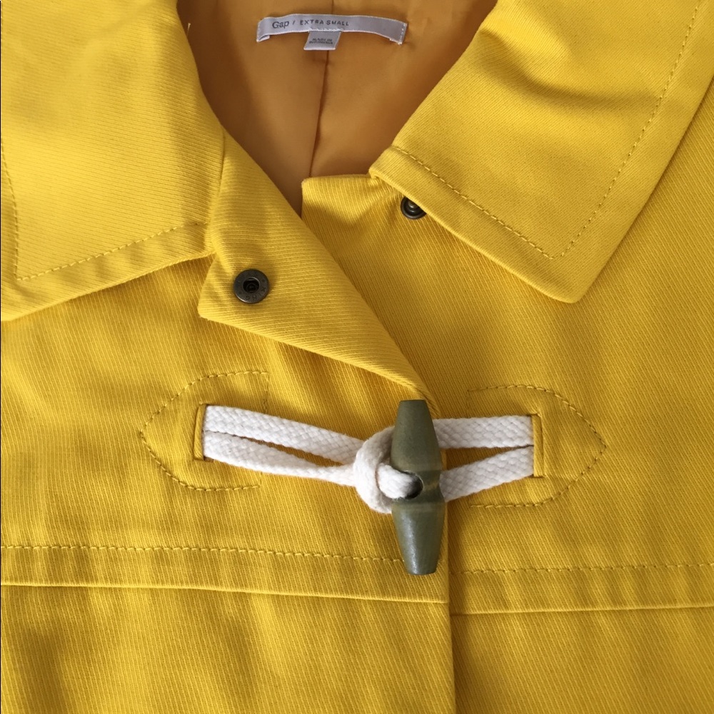 Yellow Spring Jacket With Toggle Closure - image 2