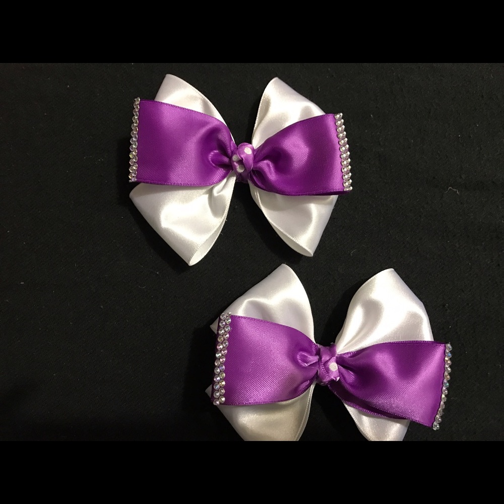 Beautiful hair bows for girls