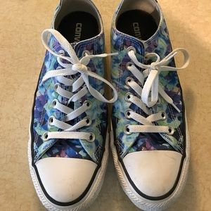 Converse Chuck Taylors Lo purple and blue lace up