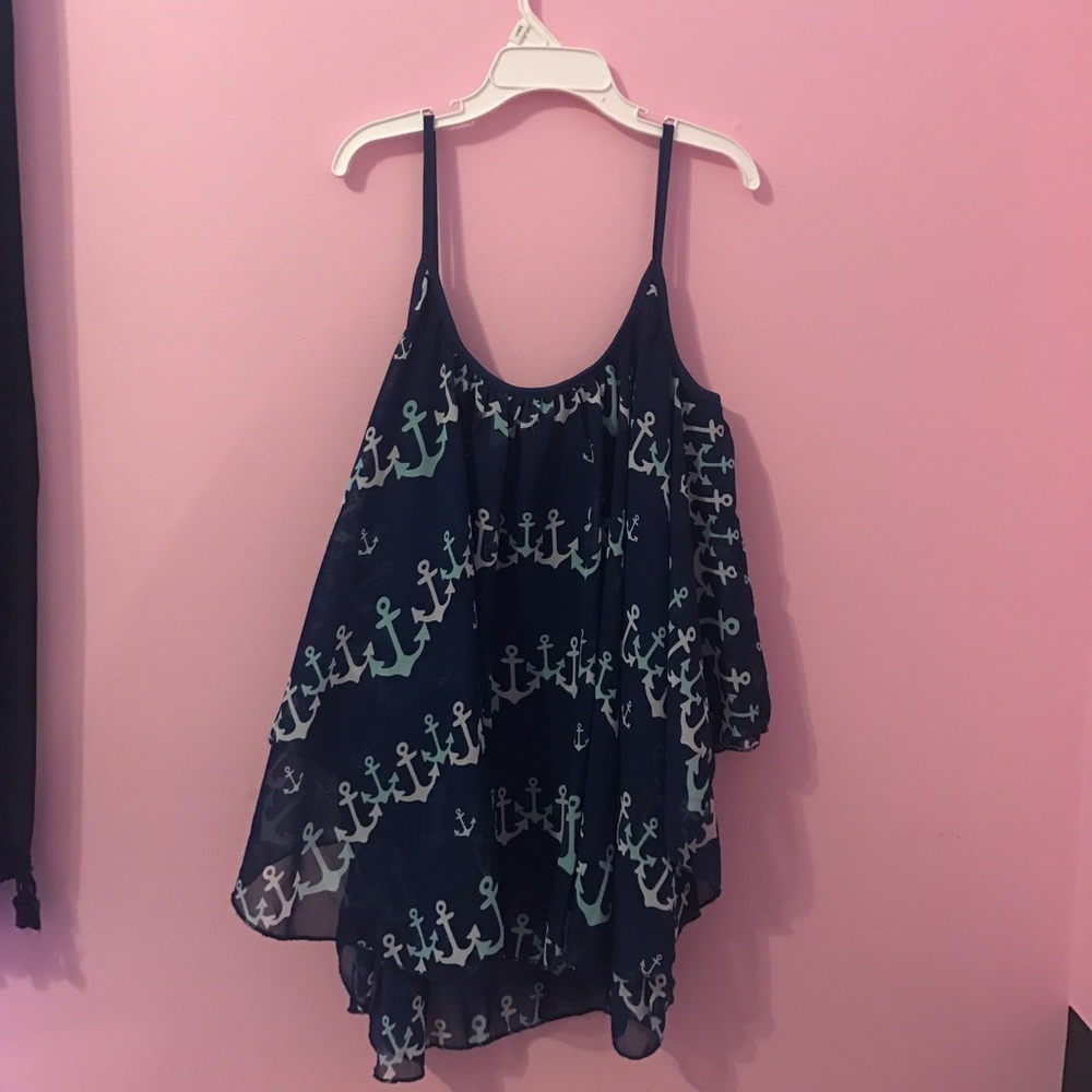 Flowy navy blue cropped anchor shirt NWOT