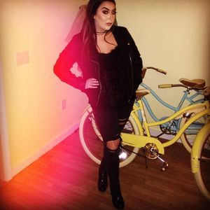 Meet your Posher, Emily