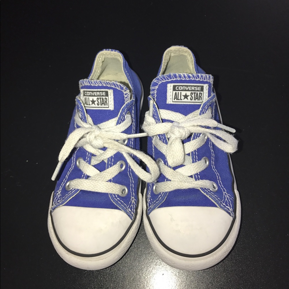 SOLD ON EBAYToddler converse all star size 10