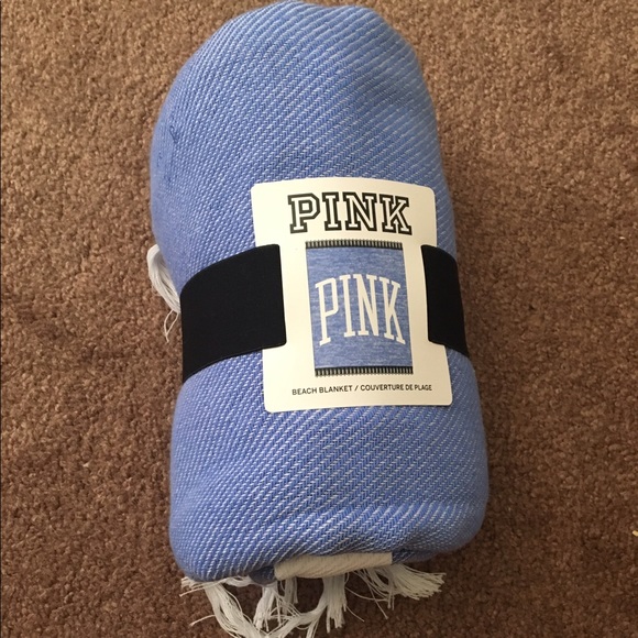PINK Victoria's Secret Other - NWT PINK Beach Blanket