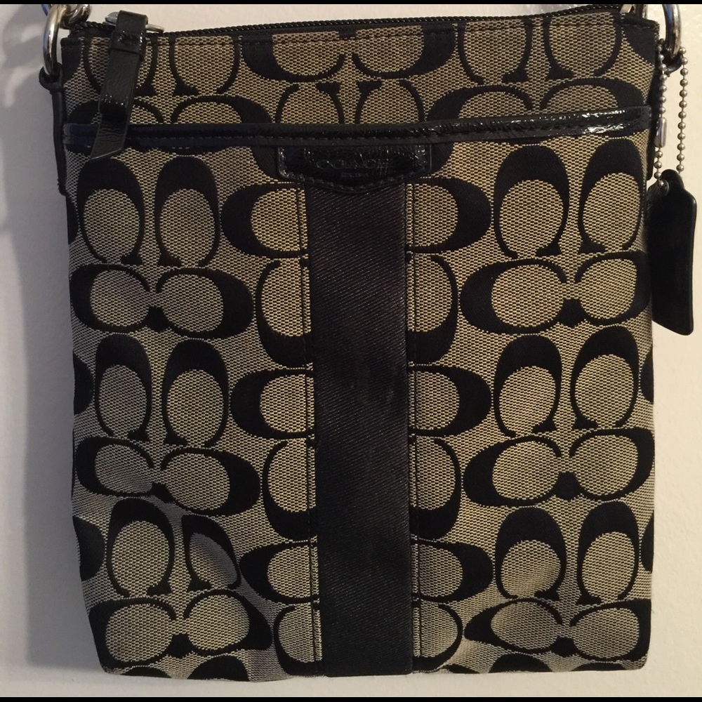 Coach Signature C Jacquard Patent Crossbody Burse