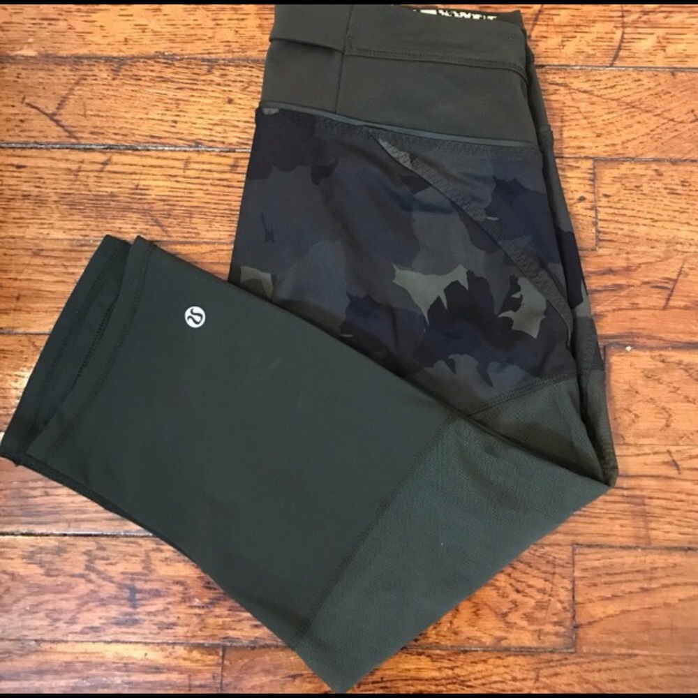 RARE lululemon training tough camo crops - Picture 3 of 5