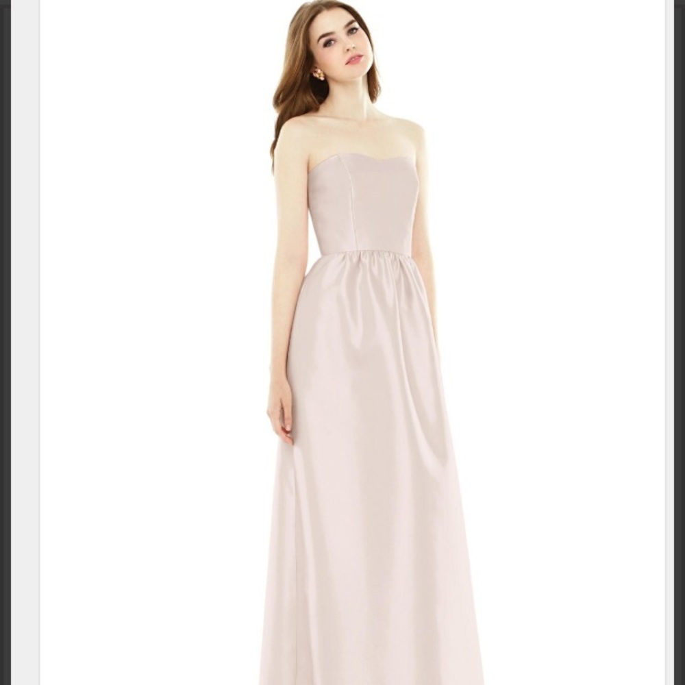 Alfred Sung Style D724 (Perfect bridesmaid dress)