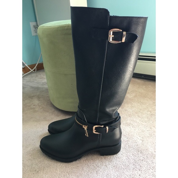 Däv Shoes - Däv Size 9 Black rain boot w/ leather