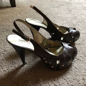 Guess dark brown Heels