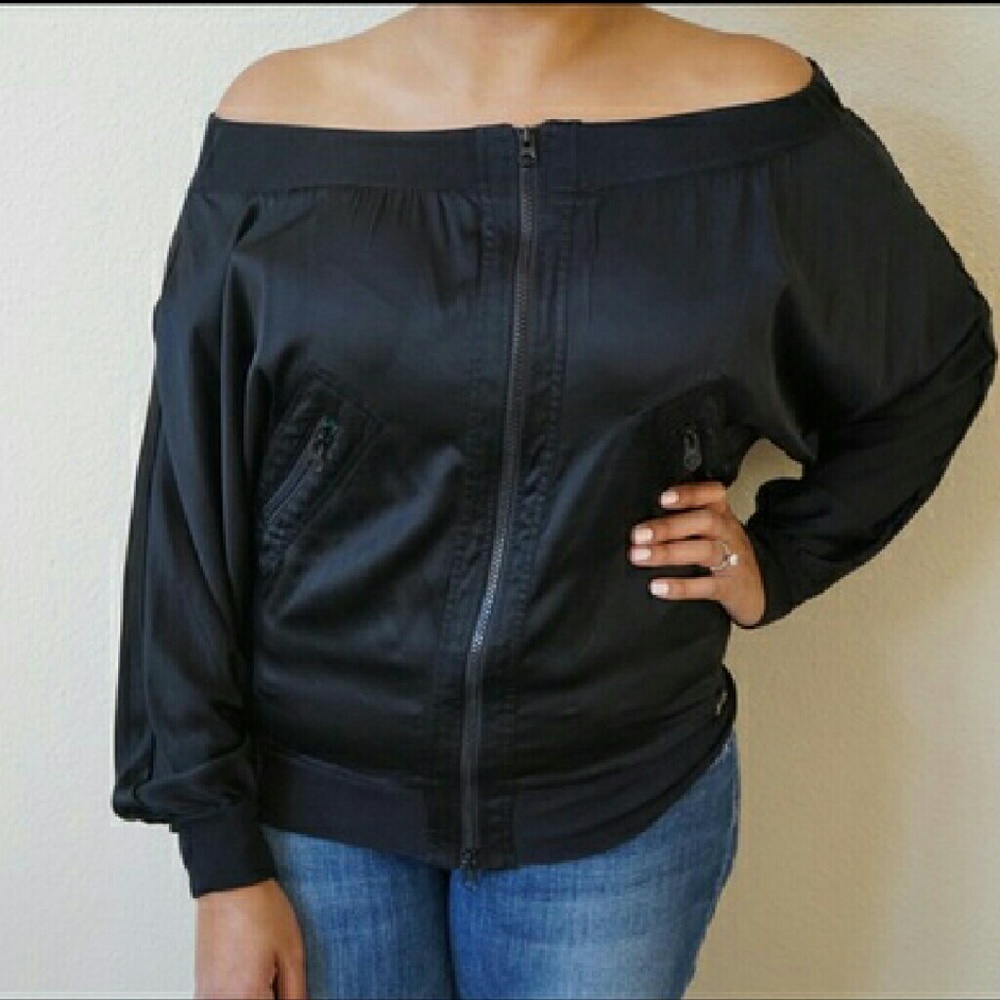 MARCIANO off the shoulder silk jacket