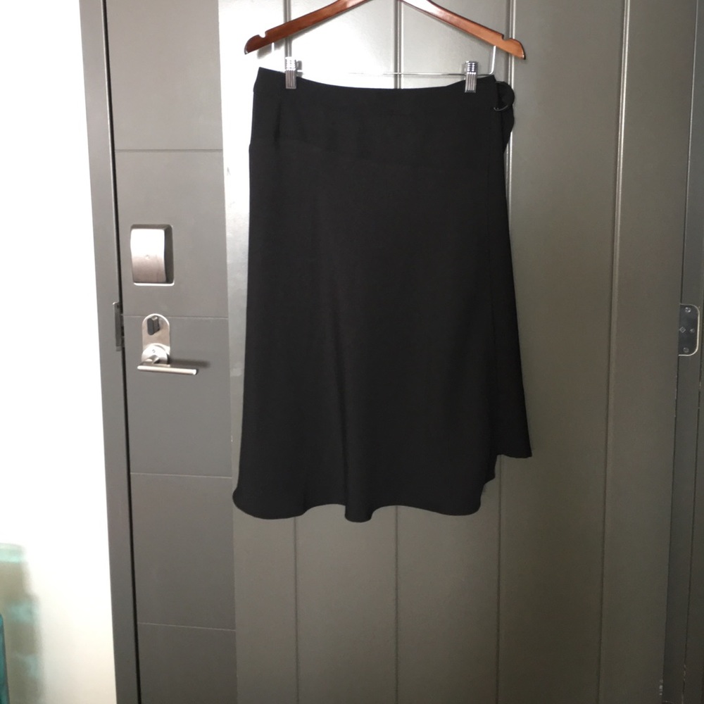 Vince Camuto skirt