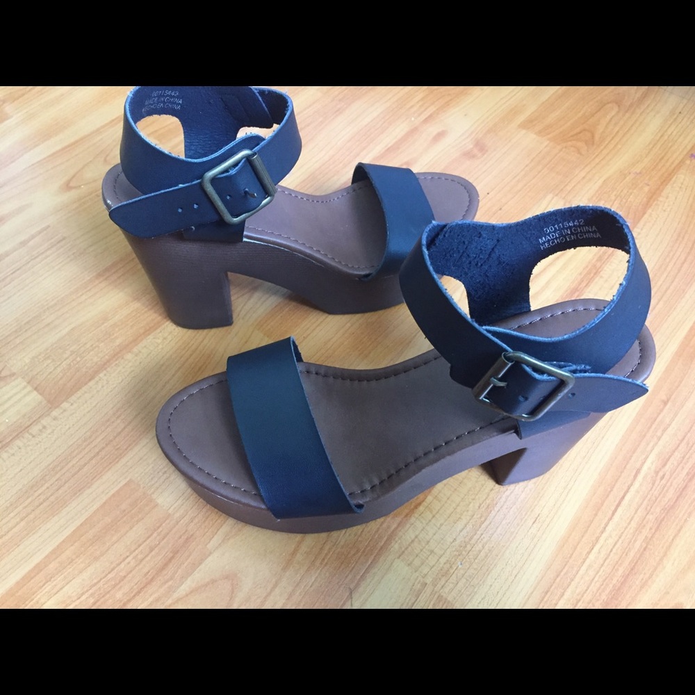 Black Sandal Heels