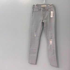 light blue jeans💙