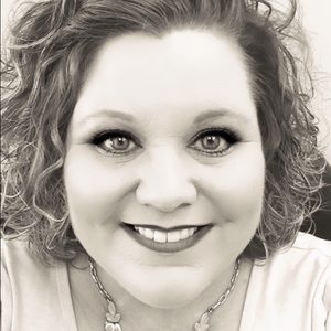 Meet your Posher, Christy