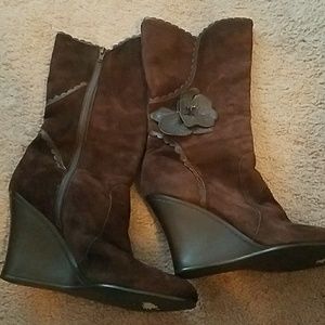 BCBG brown wedge boots