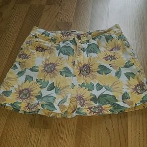 High waisted sunflower printed shorts