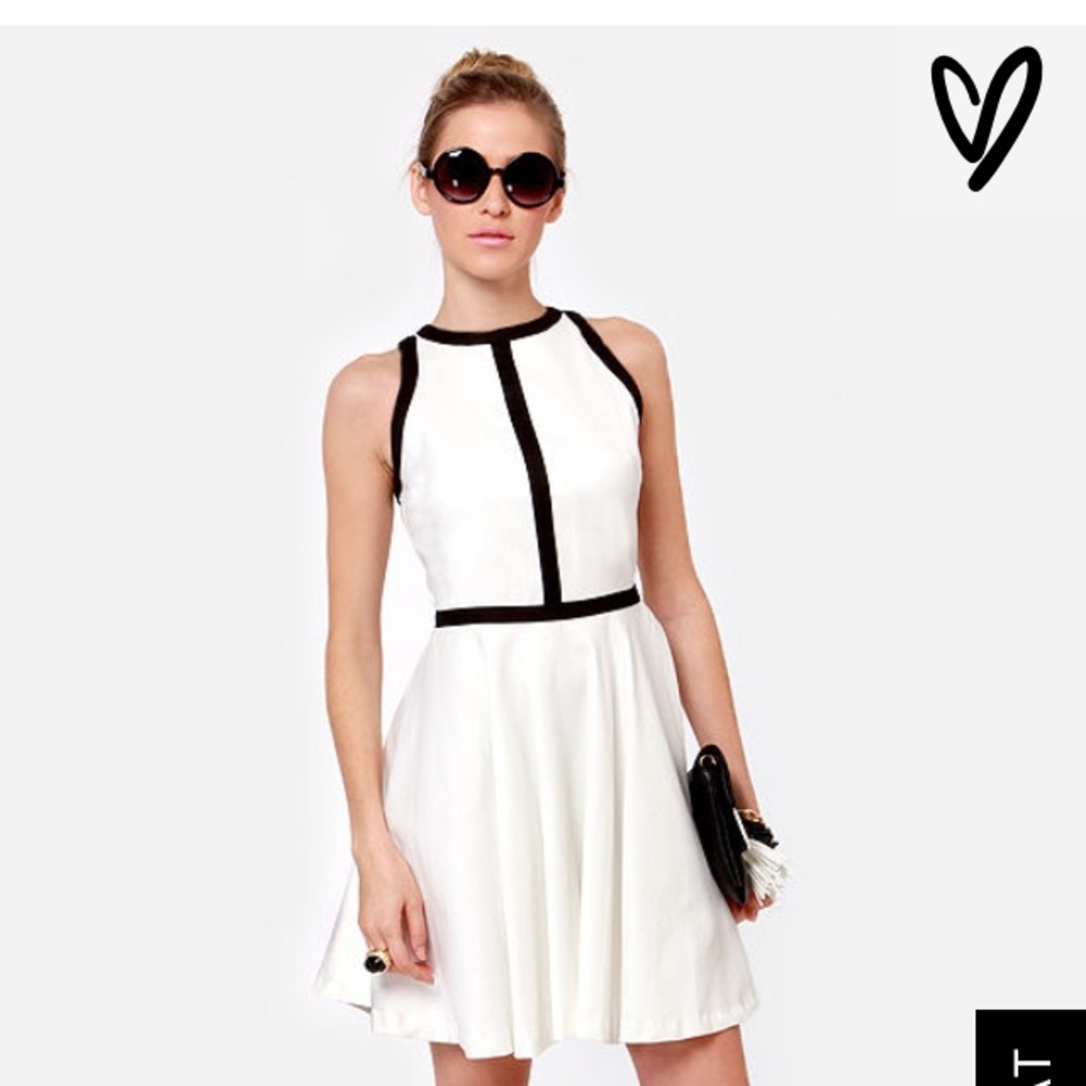 BB Dakota Jamila Black and White dress
