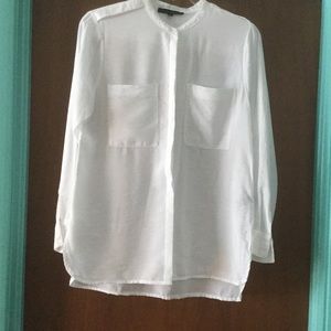 Long tailed blouse in white