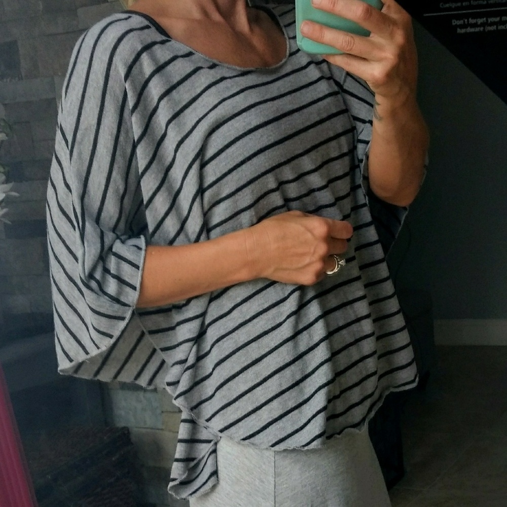 💕Sold💕- Open kimono poncho top