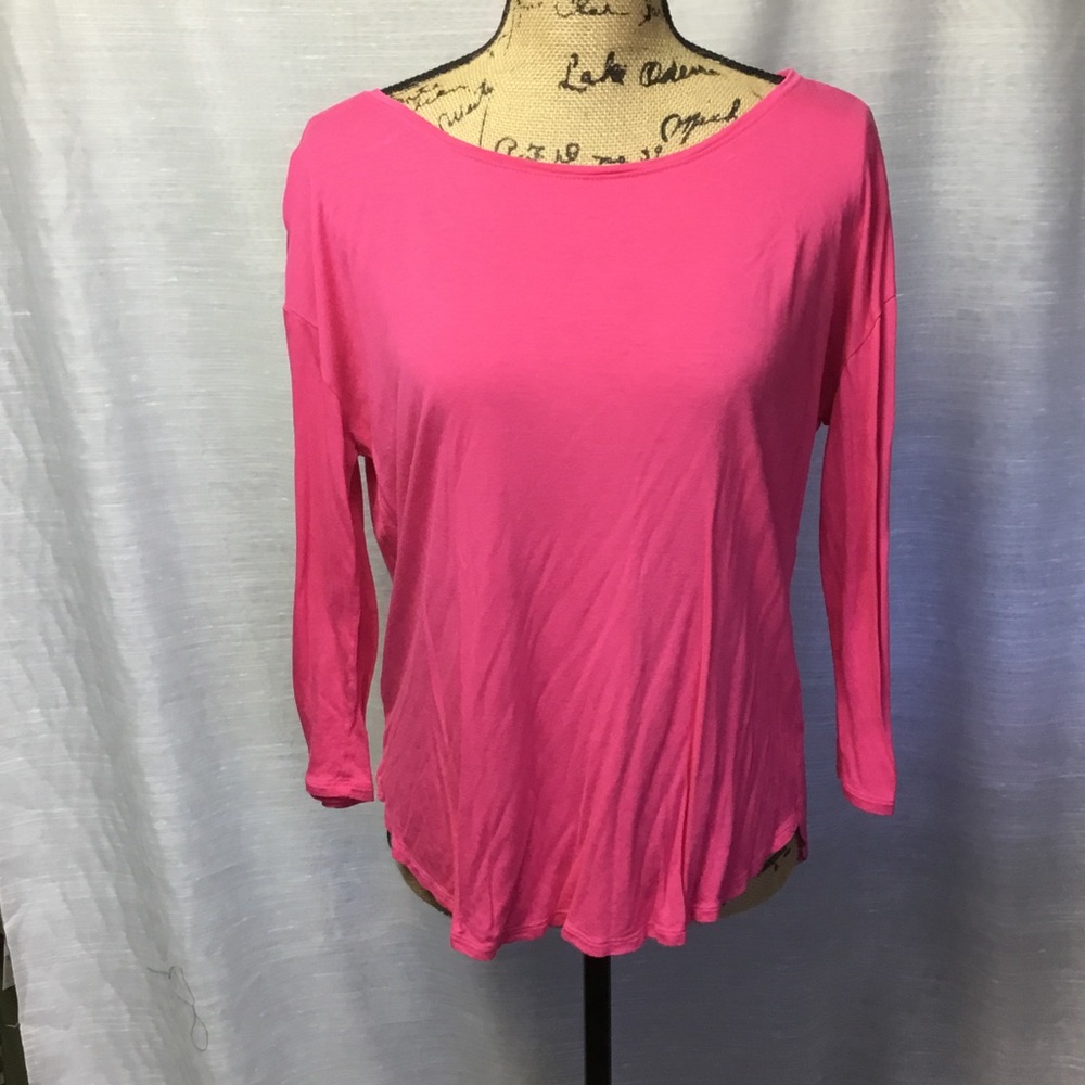 Long sleeve lightweight top
