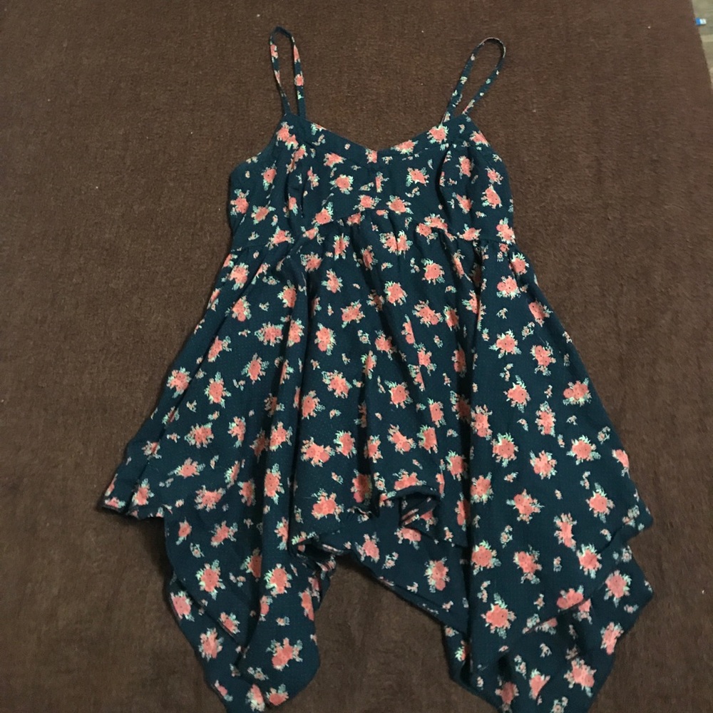 CLEARANCE 🔥🌺 print adjustable straps Host pick!