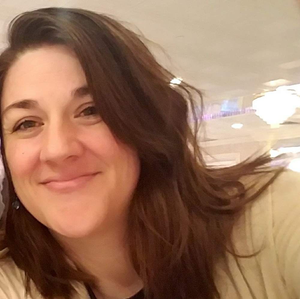 Meet your Posher, Carrie