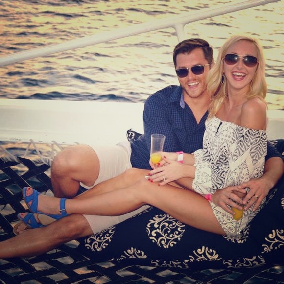 Meet Your Posher, Holly - Picture 2 of 3