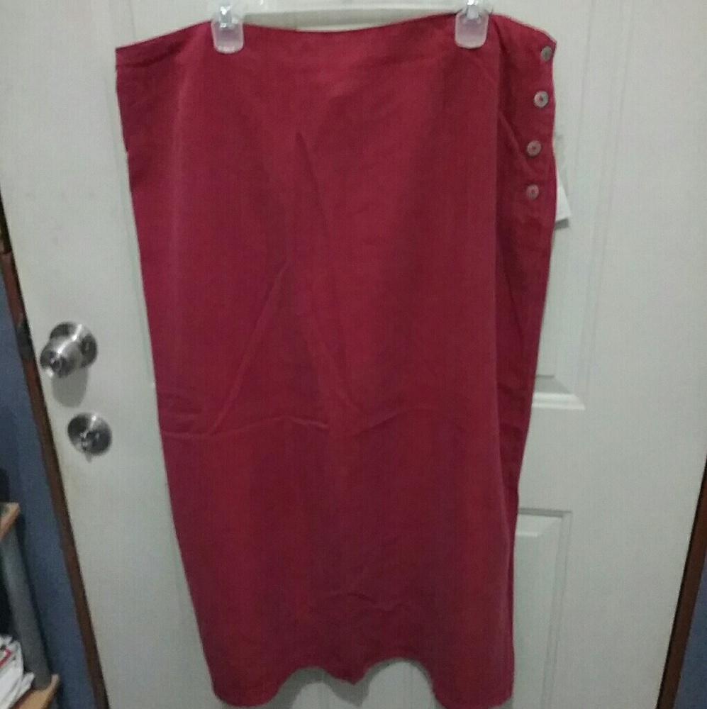 Women's 2X Cranberry Red Cherokee Skirt