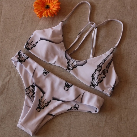 Last One!! Cow Skull Gypsy Boho Bikini - Picture 5 of 6