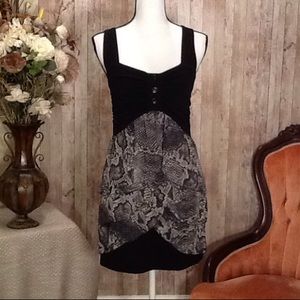 ❤️ ON HOLD FOR GIN Rue 21 Dress Size Medium