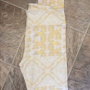 **BRAND NEW** ~ LuLaRoe Leggings ~ Tall Curvy