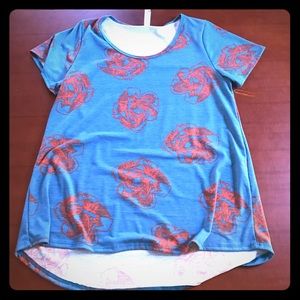 Large Lularoe Classic T