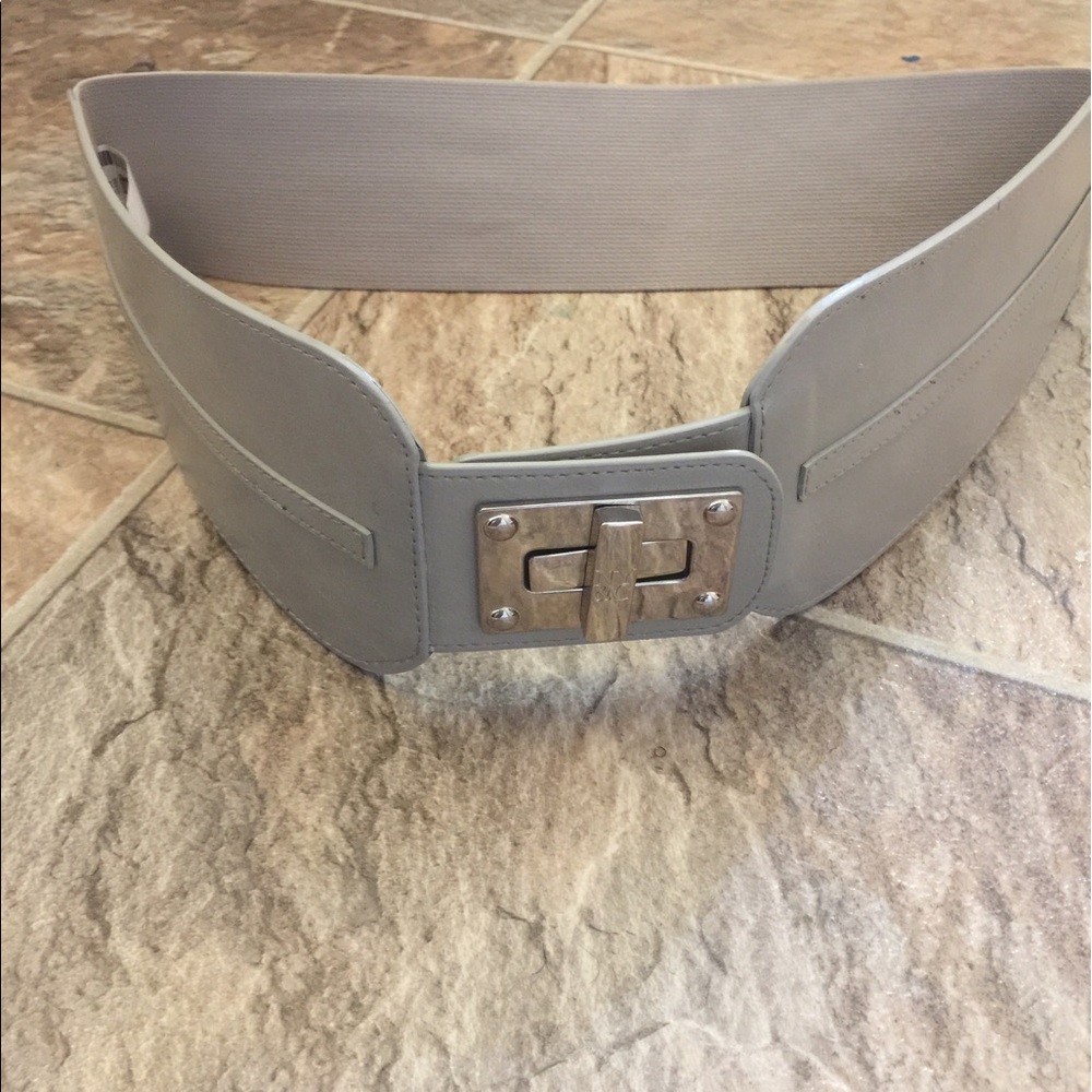 **BRAND NEW** New York & Company Belt Size L/XL