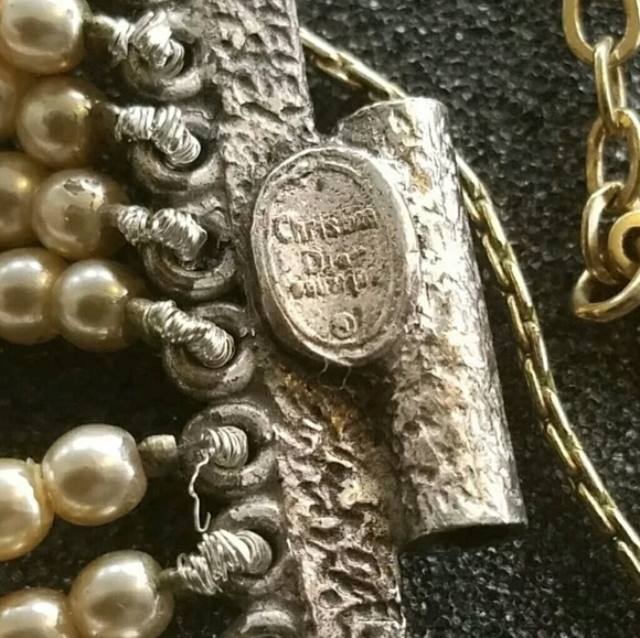 Christian Dior boutique bracelet with pearls RARE - Picture 1 of 7