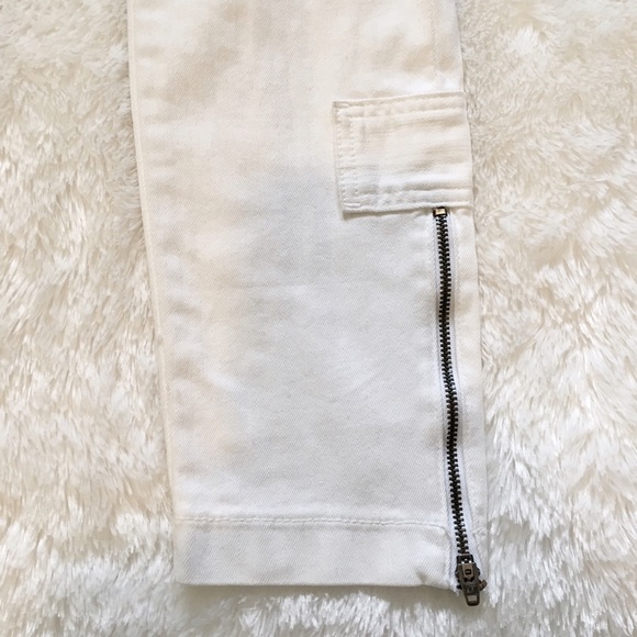Vince White Jeans with Cargo Zipper Ankle Detail - Picture 5 of 6
